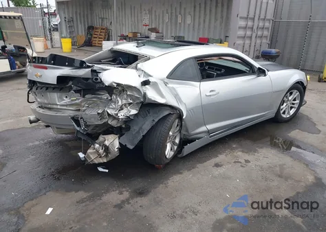 2015 Chevrolet Camaro 1Lt из США, поврежденный, VIN 2G1FD1E38F9261245